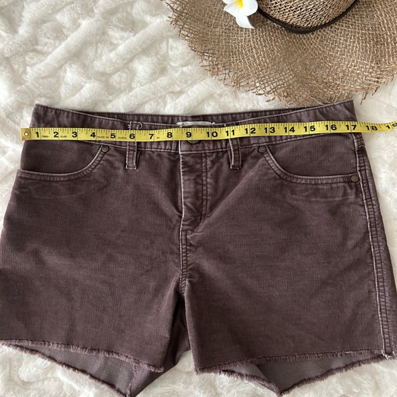 NWOT Carve Designs Oahu Corduroy Shorts Raisin Size 10 - Picture 3 of 8